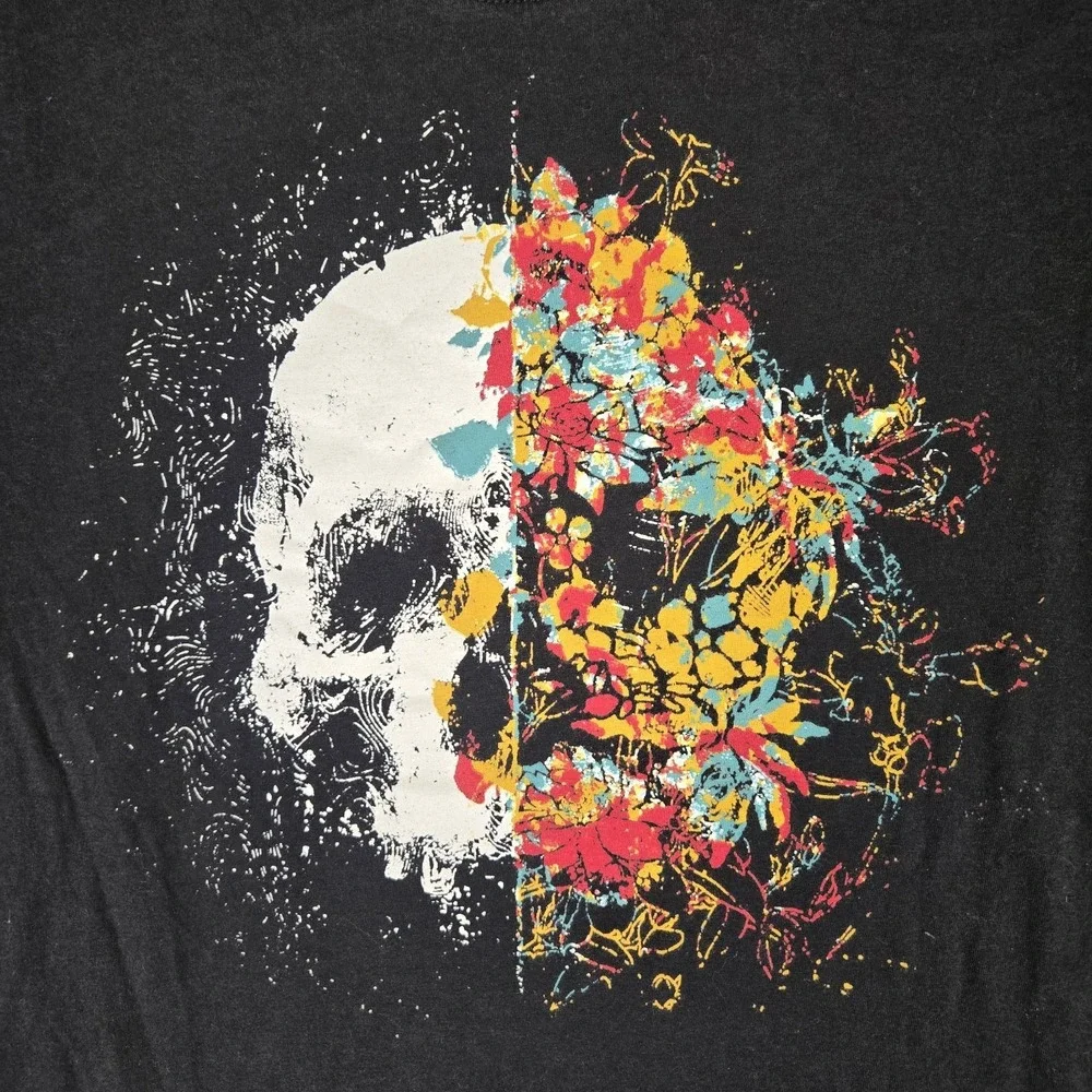 Robert Graham T-Shirt Mens XL Black Short Sleeve Skull Crew Neck Pullover Cotton